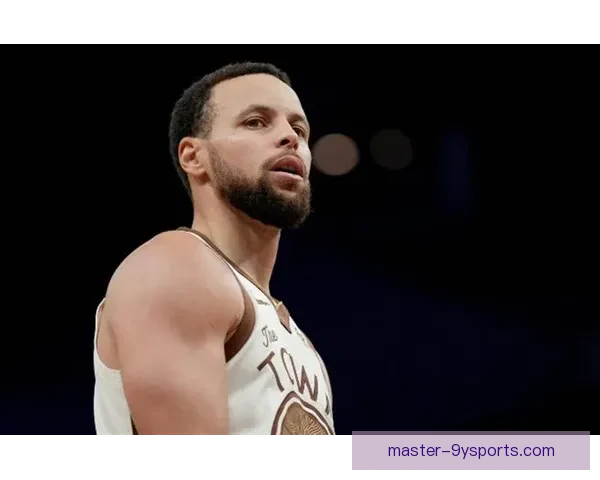 湖人队迎战勇士队，詹姆斯与库里巅峰对决，季后赛形势愈加扑朔迷离